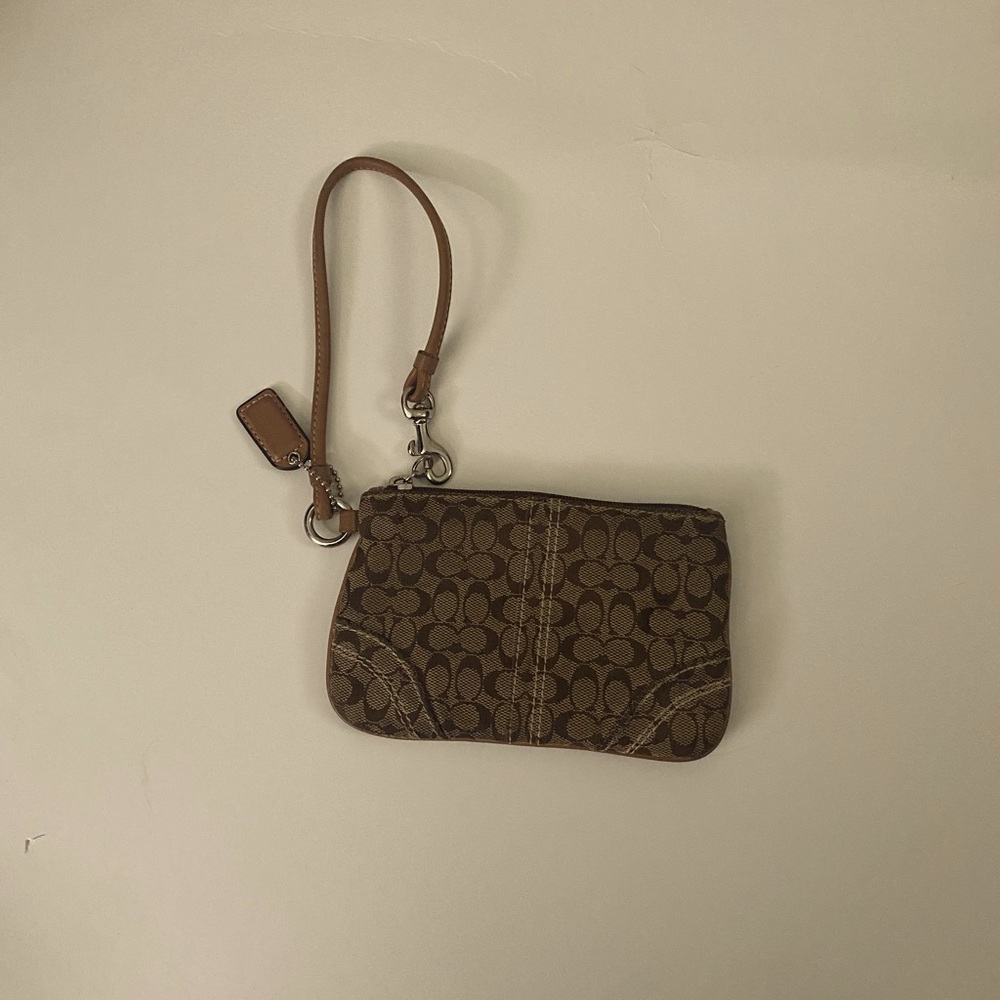 Authentic Coach Women's Classic Wristlet leather trimmed Brown